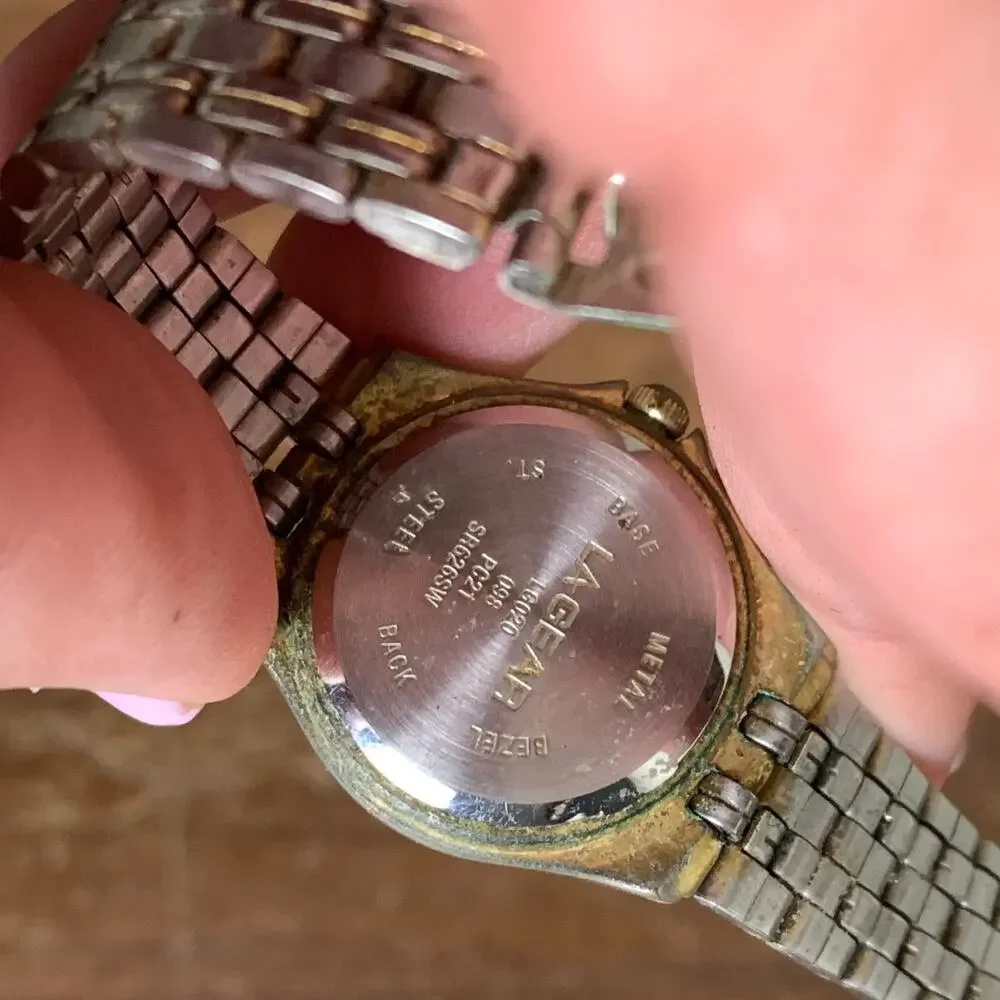 LA Gear VINTAGE 90s gold silver tone analog unisex wrist‎ watch